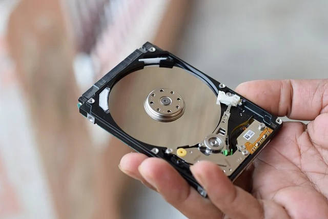 Jasa Menyelamatkan Data Hilang di hard disk